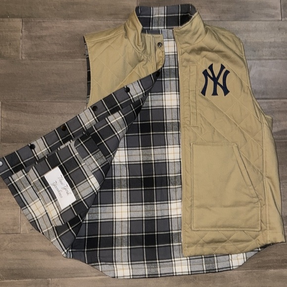 New York Yankees Darius Rucker Collection by Fanatics Reversible Full-Zip Vest - Picture 8 of 11
